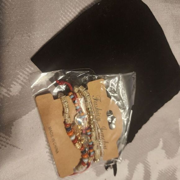 6 Beaded Jewelry bracelets. Fashion Jewelry. NEW NWT.‎ - Picture 5 of 8